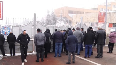 Ոչ մեկ երաշխիք չունի՝ էդ երեխաները կհասնե՞ն Արցախ, թե՞ ոչ․ ծնողները պահանջում են իրենց զինվորներին Արցախ չտանել