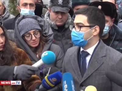 Հետեւություն կանենք հունվարի 11-ից հետո․ Բադասյանի հետ հանդիպումից հետո ԱՆ դիմաց հավաքն ավարտվեց