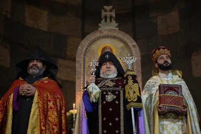 Հետպատերազմյան այս ծանր օրերին պետք է մնանք հավատի ու հույսի մեջ. Կաթողիկոսն աղոթել է գերիների և անհայտ կորածների համար