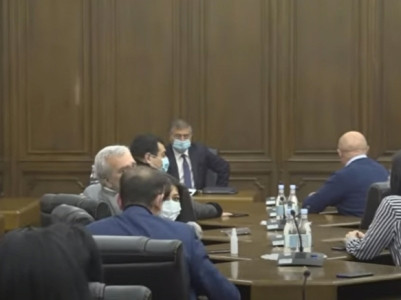 «Իմ քայլը» խմբակցությունը հանդիպում է Գագիկ Ջհանգիրյանի հետ