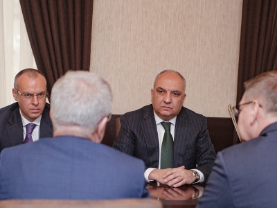 Հանդիպումներ ՀՀ զինդատախազությունում՝ պատերազմում զոհված եւ անհետ կորած զինծառայողների ծնողների եւ հարազատների հետ