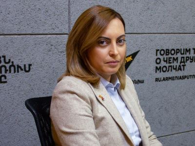 Փորձագետներն ասում են՝ կհզորանանք եւ մեր հաղթանակը կունենանք. դա համարում եմ վնասակար. Լենա Նազարյան. Sputnik Արմենիա