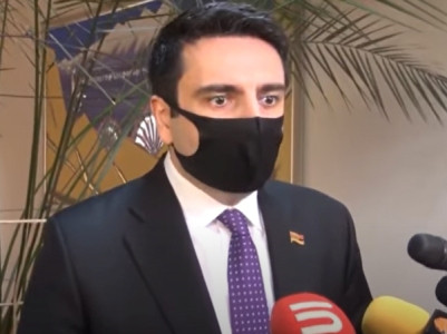 Ով ինչ ասի, պիտի վազելով գանք, ԱԺ-ում քննարկե՞նք.Ալեն Սիմոնյանը՝ ԱԺ նախագահի գործակալ լինելու լուրերի մասին