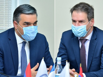 Գերիների վերադարձի հարցը և Ադրբեջանի հետ սահմանների որոշման խնդիրները ՄԻՊ-ը ներկայացրել է Ֆրանսիայի դեսպանին