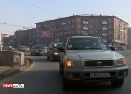 Yerevan citizens holding car parade demanding Armenia PM's resignation