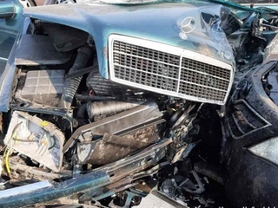 Երեւանի Ծիծեռնակաբերդի խճուղում բախվել են Mercedes-ը, Hyudai Sonata–ն Toyota Camry-ն․ կան տուժածներ