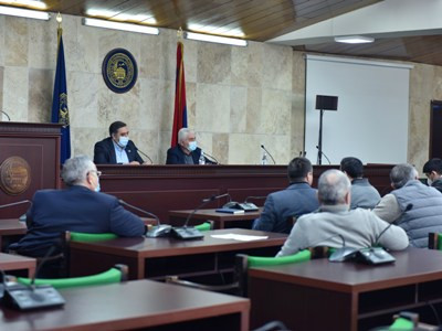 Ուսումնական գործընթացի կազմակերպման ձեւը կորոշեն ֆակուլտետները. ԵՊՀ դեկանները հանդիպել են Գեղամ Գեւորգյանին