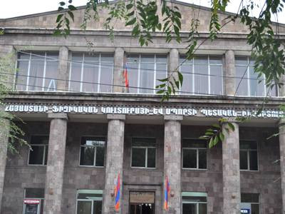 Դավիթ Խիթարյանը՝ Հայաստանի ֆիզիկական կուլտուրայի և սպորտի պետական ինստիտուտի ռեկտոր. Կառավարությունը հաստատեց