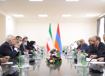 Վստահ եմ՝ համատեղ ջանքերով կկարողանանք ամրապնդել մեր փոխշահավետ համագործակցությունը․ ՀՀ ԱԳ նախարարը՝ Իրանի ԱԳ նախարարին