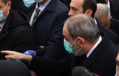 «Դո՞ւք էիք հարցը տալիս». Նիկոլ Փաշինյանը կորցրեց ինքնատիրապետումը Շուշիի մասին լրագրողի հարցից
