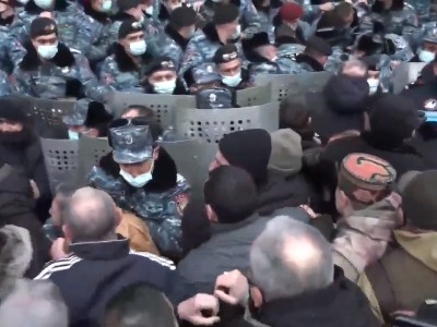 Արշակ Զաքարյանին բերման են ենթարկել