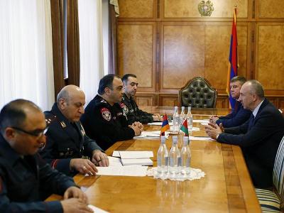 Պատրաստ ենք Բելառուսի հետ ընդլայնել իրավապահ կառույցների միջեւ փոխգործակցությունը. ՀՀ ոստիկանապետը՝ դեսպանին