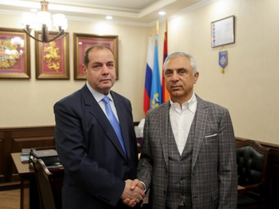 Արտակ Թովմասյանը հանդիպել է ՀՀ-ում ՀԱՊԿ ինստիտուտի Հայաստանի ազգային ներկայացուցչության տնօրեն Նվեր Թորոսյանի հետ