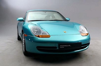 Specifications of world’s only factory-made bulletproof Porsche 911 are posted on Internet