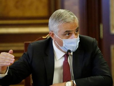 Փոխվարչապետը հերքեց Փաշինյանին. Վերջին օրերին Հայաստանից ավելի շատ մեկնել են, ոչ թե ժամանել