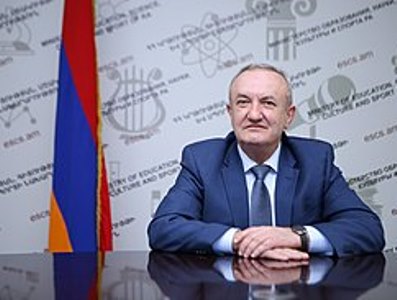 Նախարար. Բուհական համակարգը Հայաստանում լուրջ ճգնաժամի մեջ է