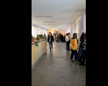 Աբովյանի թիվ 1 դպրոցում կրկին դասադուլ եւ գործադուլ է (վիդեո)