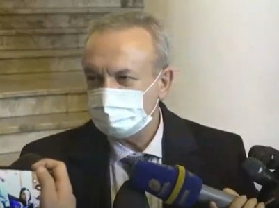 ՀՀ կրթության նախարարը չպատասխանեց շախմատիստ Լեւոն Արոնյանի եւ ՌՀՀ ռեկտորի մասին հարցերին