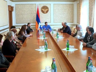 «Աշխատանքները շարունակվելու են մինչև վերջին գերու վերադարձը». Արցախի նախագահը՝ անհետ կորածների հարազատներին