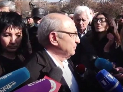 Եթե լինի ապստամբություն, ես իմ կողմից միշտ կխրախուսեմ. Վազգեն Մանուկյան