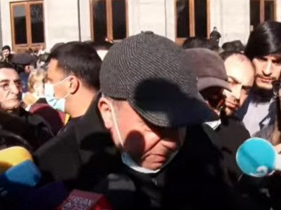 Հայաստանի Հանրապետությունից տարածքներ են խլում․ Հրանտ Բագրատյան