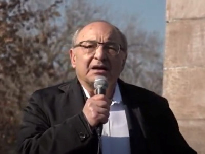 Ատելության դեմ ատելություն, ագրեսիայի դեմ ագրեսիա. Վազգեն Մանուկյան
