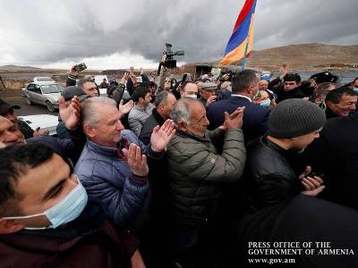 Փաշինյանի ավտոշարասյունը կանգնեցողներին կազմակերպել էր «Հանրապետություն» կուսակցության անդամ Ժորա Սափեյանը․ Hraparak