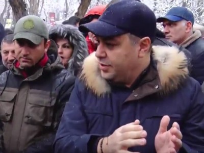 «Կարեն Բեքարյանը եւ Արա Սաղաթելյանը իմ ընկերներն են. նրանք չեն կարող ֆեյք օգտահաշվի կառավարողներ լինել». Վանեցյան