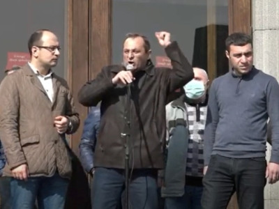 Оппозиция: Сегодня мы решим вопрос
