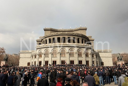Փաշինյանի և նրա կառավարության հրաժարականի պահանջը ստանում է զանգվածային բնույթ. Այլընտրանքային նախագծեր խումբ