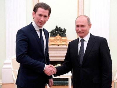 Putin and Kurz discuss possibility of supplying Russian Sputnik V vaccine to Austria