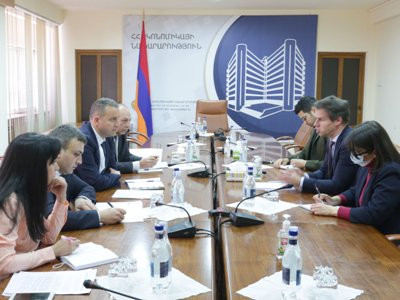 Քերոբյանը և Լաքոտը համագործակցության պատրաստակամություն են հայտնել հայ-ֆրանսիական տնտեսական կապերի ընդլայնման նպատակով