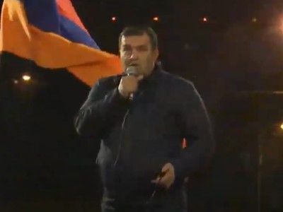 Եզդի ազգի անունից հանդես չգաս երբեք․ Այսեր Իսայանը՝ «Իմ քայլի» պատգամավոր Ռուստամ Բաքոյանին