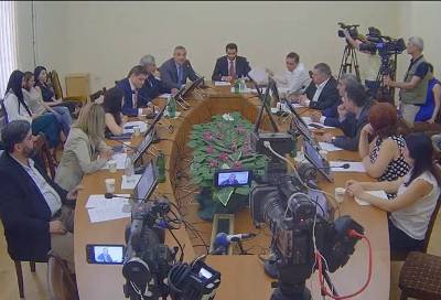 Newspaper: Armenia ruling bloc MPs attempt to own draft statement on POWs