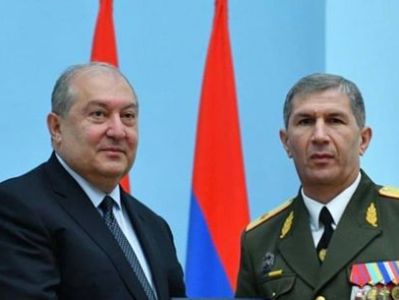 Президент Армении сегодня встретился с начальником Генерального штаба Вооруженных сил РА