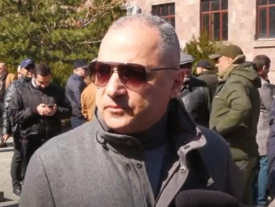 Ադրբեջանցիները Սյունիքում երկու ուղղությամբ են աշխատում. իսկ մեր ԱԱԾ-ն էշի ականջում քնած է. նախկին մարզպետ
