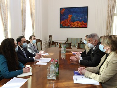 Armenia Deputy PM receives World Bank Regional Director for the South Caucasus