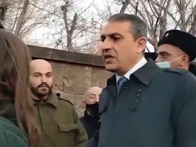 Armenia ruling party MP behaves aggressively when asked questions from ARF-D Youth Union members