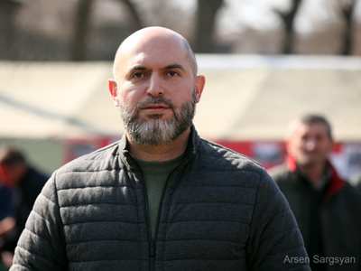 Ашотян: В этой ситуации выборы выгодны лишь тем, кто хочет должность, а не стабильности