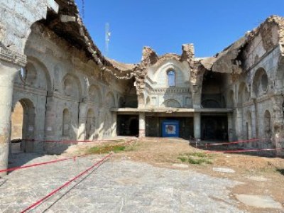 Pope Francis visits destroyed Armenian church in Iraq’s Mosul (PHOTOS)
