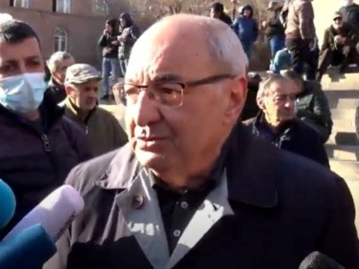 Манукян: Если Пашинян останется, то он продолжит разваливать армию