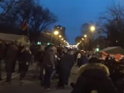 Шествие с требованием отставки Никола Пашиняна завершилось – протестующие вернулись на проспект Баграмяна