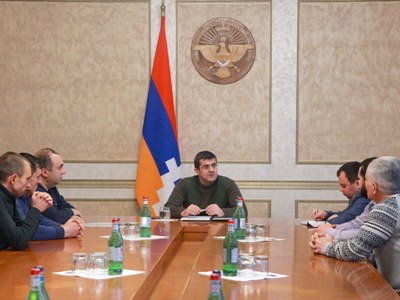 Karabakh President receives delegation of United Armenia Party led by Vahan Badasyan