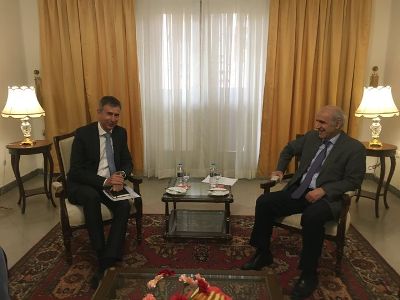 Armenia ambassador to Iran receives Switzerland colleague