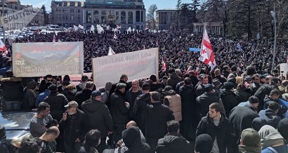 Քութաիսիում բազմահազարանոց ակցիա է անցկացվել ընդդեմ Նամախվանի ՀԷԿ-ի կասկադի կառուցման