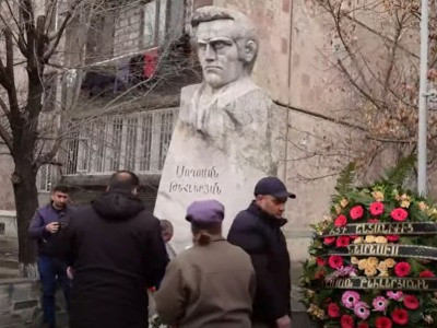 Today marks 100th anniversary of assassination of Talaat Pasha, ARF-D members gather near statue of Soghomon Tehlirian