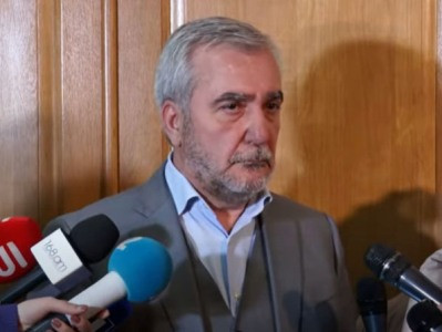 «Բոլոր մունդրիկները հոսանքազրկված են». որդու մասին հարցը հունից հանեց Անդրանիկ Քոչարյանին