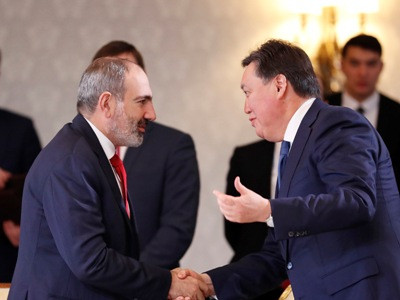 Armenia PM holds phone talks with Kazakh counterpart