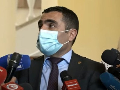 Ապամոնտաժվում են «Սևան ազգային պարկի» հողերի վրա զոռբայությամբ կառուցած դղյակները․ Ռոմանոս Պետրոսյան