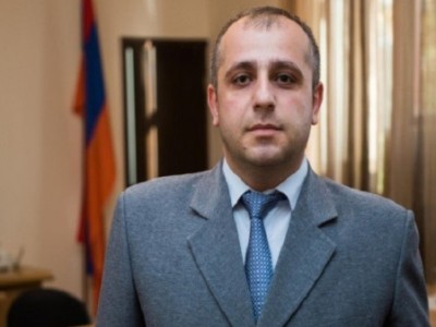 Pastinfo: Armenia National Security Service pays visit to Administrative Court judge